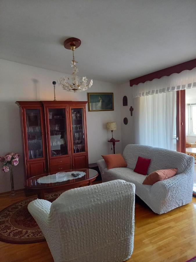 Apartments Raos Stobreč المظهر الخارجي الصورة